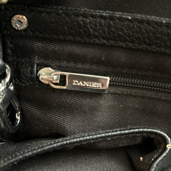 Danier Leather Hand Bag - Picture 2 of 2